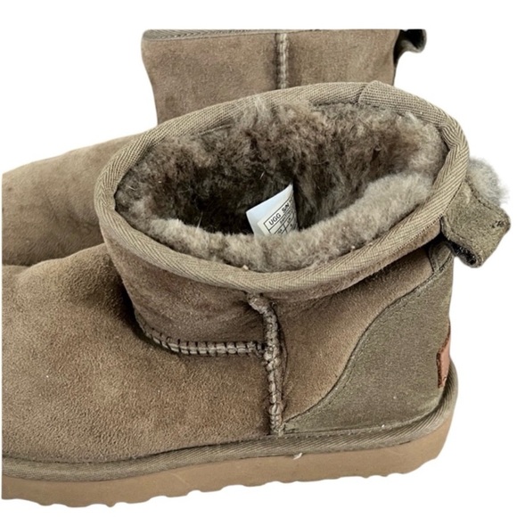 100% Authentic UGG Classic Mini II Chestnut 1016222 - Picture 6 of 7